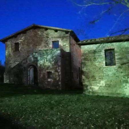 Hétvégi ház Podere Campovecchio *